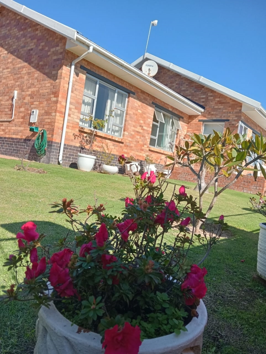 3 Bedroom Property for Sale in Aston Bay Eastern Cape